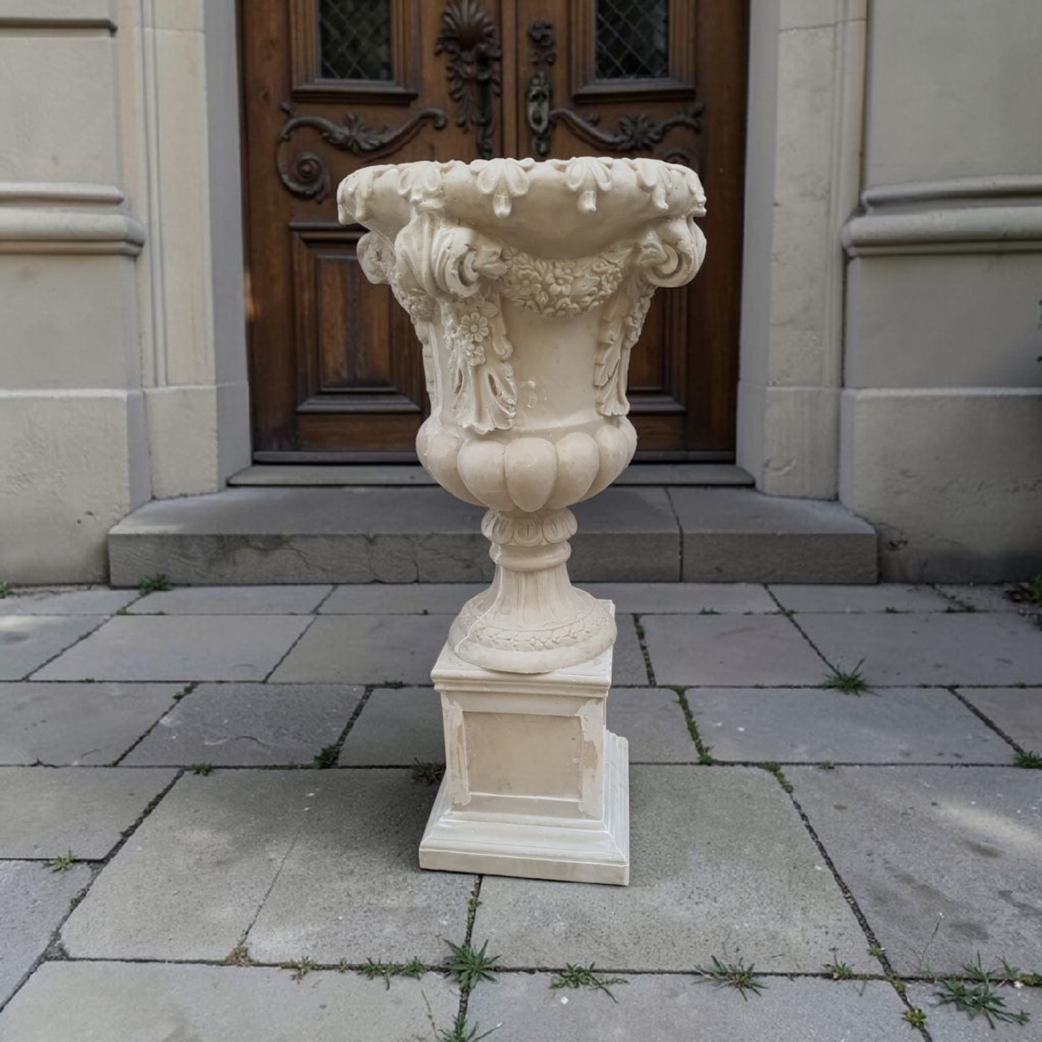 Roman Planter